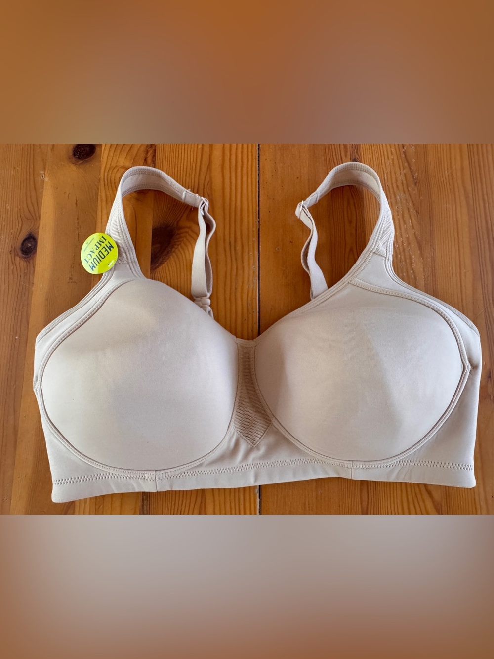 Vanity Fair Smooth Moulded Wireless Medium Impact Sports Bra in Light Beige